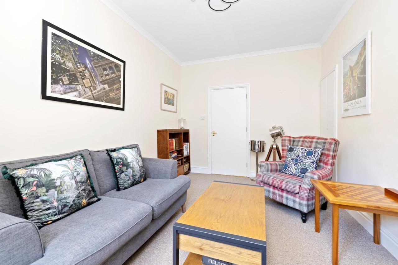 エディンバラJoivy Modern Flat On Rose Streetアパートメント エクステリア 写真